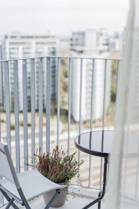 City Sky Studio Mit Balkon Vídeň Exteriér fotografie