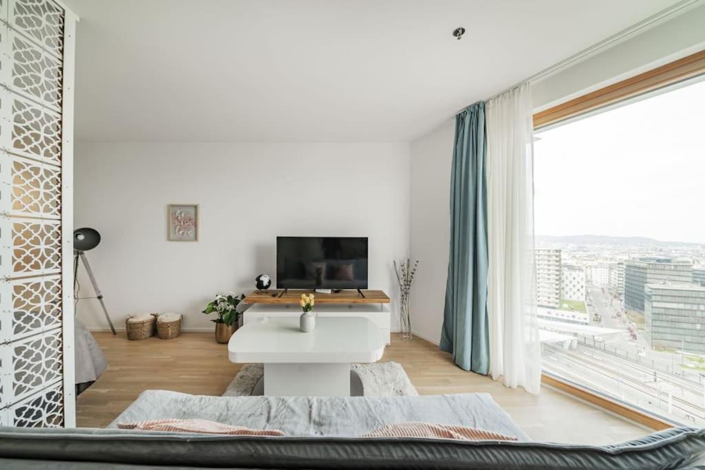 City Sky Studio Mit Balkon Vídeň Exteriér fotografie