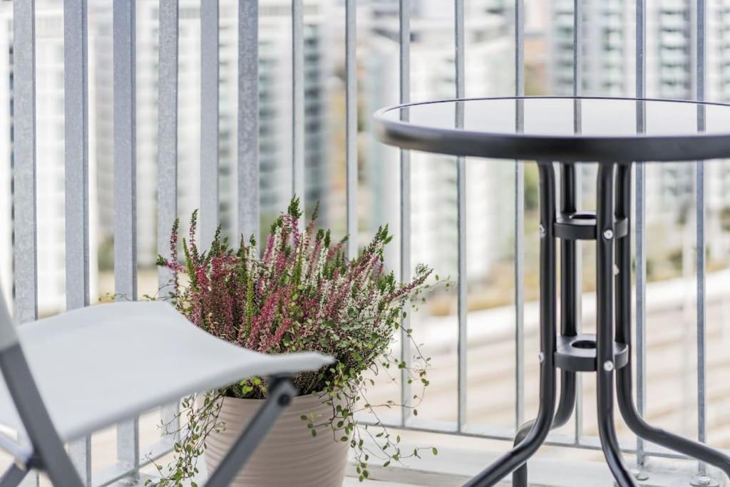 City Sky Studio Mit Balkon Vídeň Exteriér fotografie