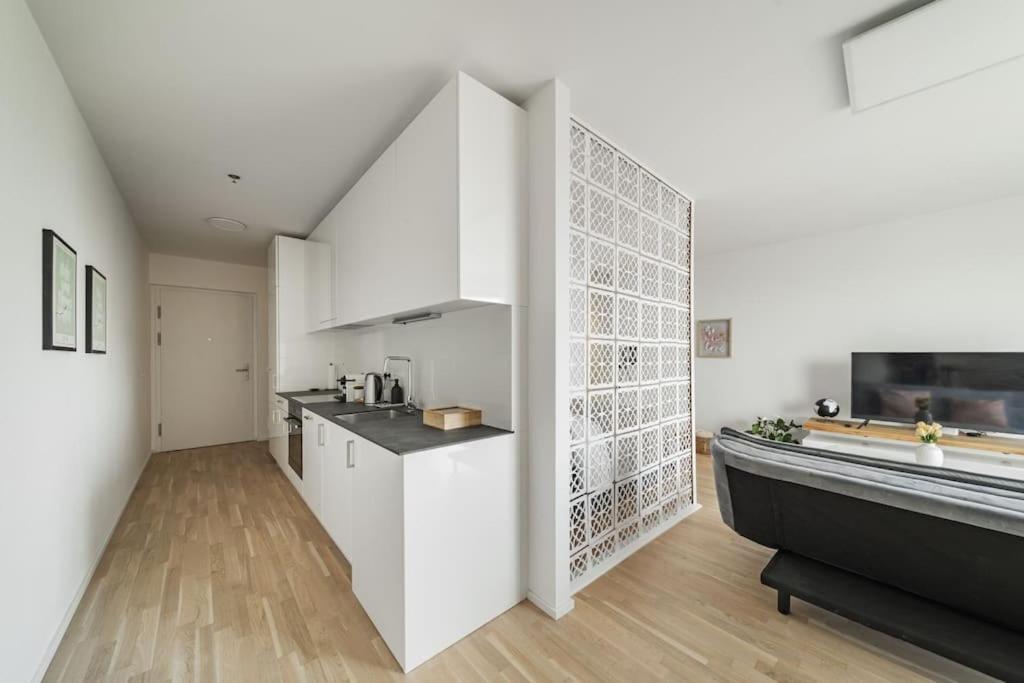 City Sky Studio Mit Balkon Vídeň Exteriér fotografie